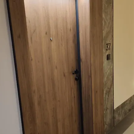 One-Room Apartment Nyska Residence Free Garage!!!-2