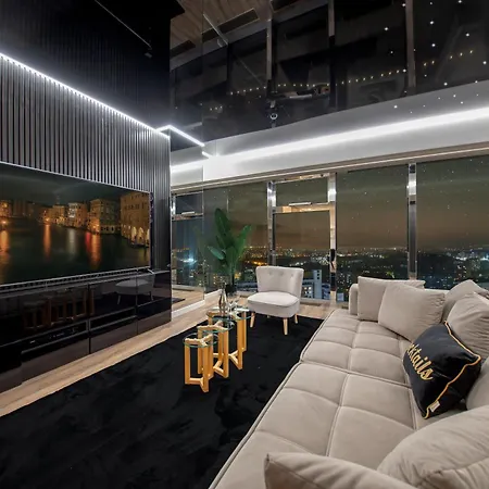 Apartamenty W Sky Tower-3