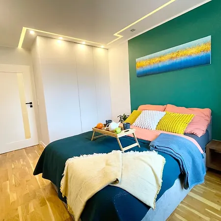 Comfortable Apart, Old Town, 2xFree parking, hanging bed, Wi-Fi, lift, aircon,self check-in 24h, Stare Miasto, winda, nowy budynek, garaż 0 zl, klima-3