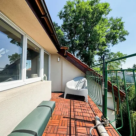 Modern 4Bd, 2 Balcony, Family & Work Haven! Near Park & Bus Stop-2