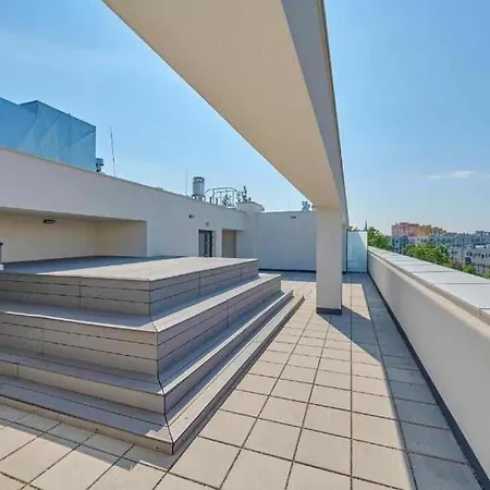 New, Stylish And Fully Equipped Studio Near The City Center-2