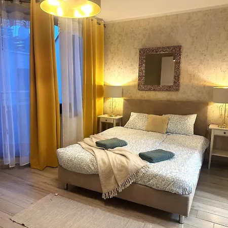 Apartament Centrum Krawiecka Rynek-3