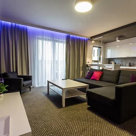 Hubska Apartments-2
