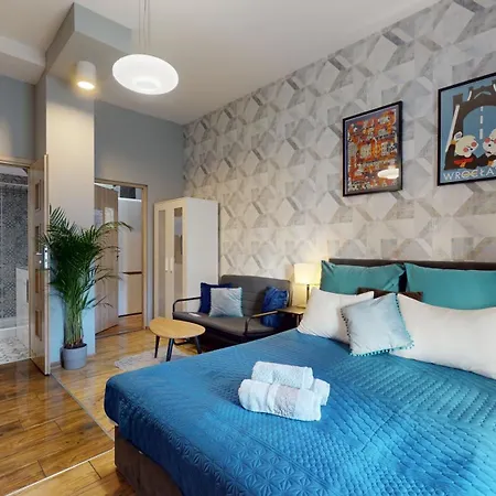 Prince Witold'S Apartments With A Rooftop View Of The City - 500 Steps To Rynek Wroapart-3