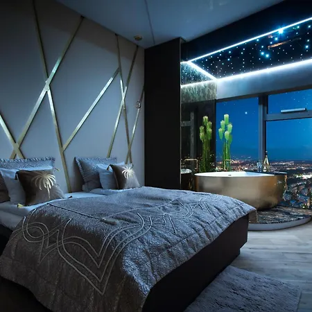 30Th+ Floor Apartments In Sky Tower-2