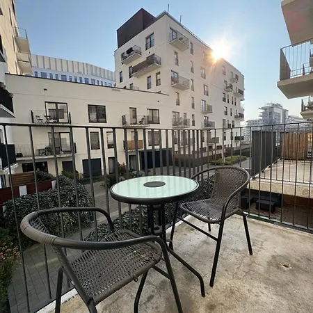 The Grand Martini Apartment - 2 Bedrooms, 2 Bathrooms, 2 Parking Places - Wroapart-3