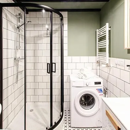 4A Loft Apartment- Wifi, 24 Self Check-In, Old Town-3