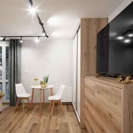 Nowy Świat Suite-2