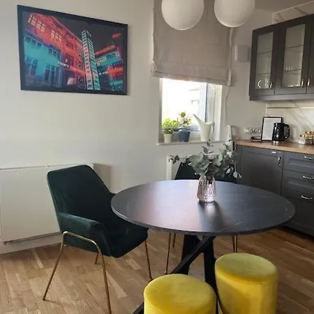 Halo Apartments Check In 24H Privat Parking-2