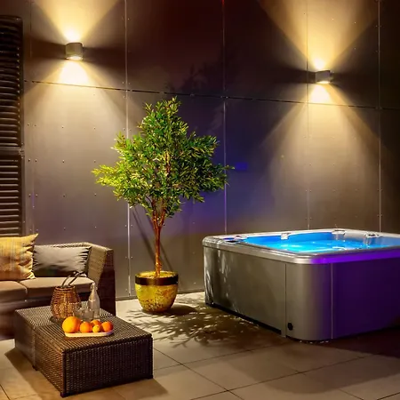 Apartamenty W Sky Tower-3