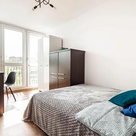 CityStay Młodych Techników-3