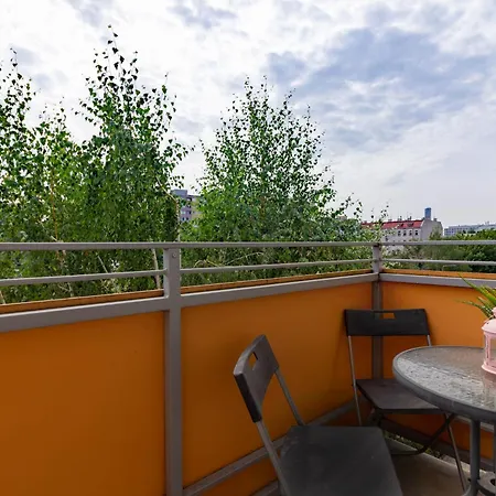 CityStay Młodych Techników-2