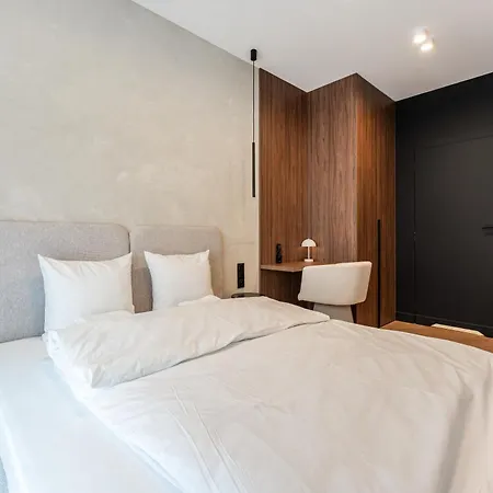 Renoma Old Town Residence-3