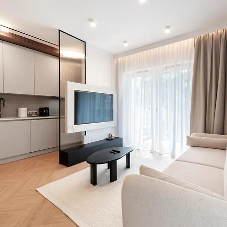 Renoma Old Town Residence-2