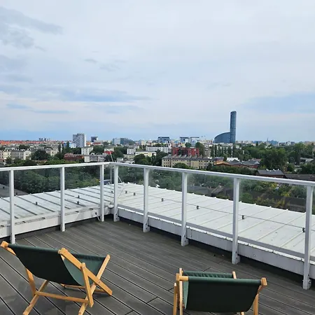 Braniborska Cozy Corner - City View Rooftop-2
