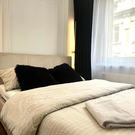 Wita Stwosza 14 Apartment - Check-In 20H - Parking-2