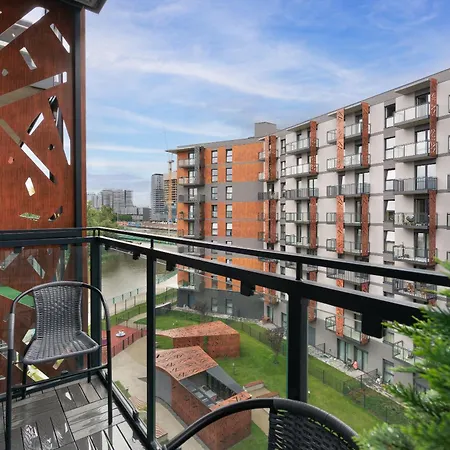 Jesionowe Apartamenty Ashwood Apartments Widok na Odrę 1,4 km od Rynku Parking Podziemny w Cenie Klimatyzacja Sauna w 1 Apt River Oder view 1,4 km Market Square Underground parking Balcony Air conditioning-3