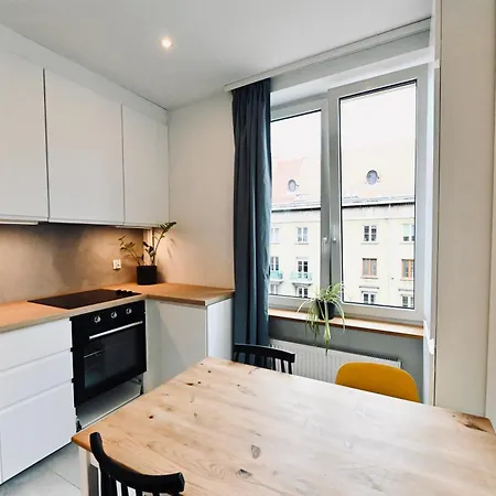 Swidnicka Apartment-City Centre-3