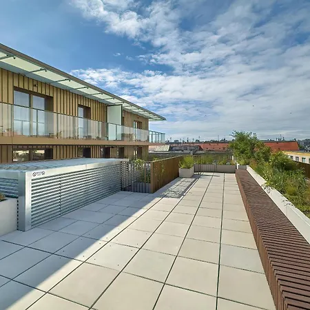 Luksusowe Apartamenty w Centrum Wrocławia Blisko Parku z Klimatyzacją w Salonie by Noclegi Renters-3