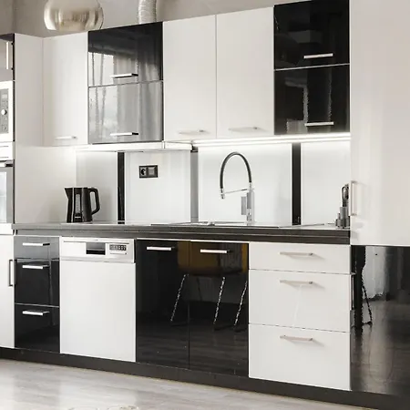 Prestige Apartaments 79-3