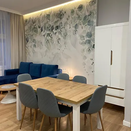 Apartament na Przedmieściu by Apartamenty na dni Wrocław-3