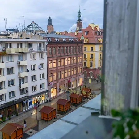 Market View Apartment Świdnicka 8b ProperUNIT-3