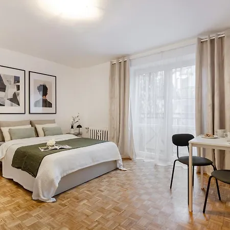 Old Town CityStay Rynek ul Więzienna 30 apartment 6-2