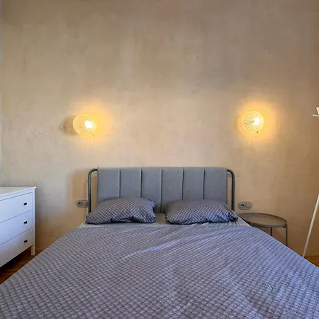 Kazimierza Wielkiego - quiet rooms in the city center-3