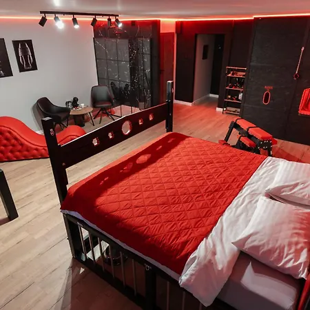 Red X Loft Private Adults Only Apartment Bdsm-3