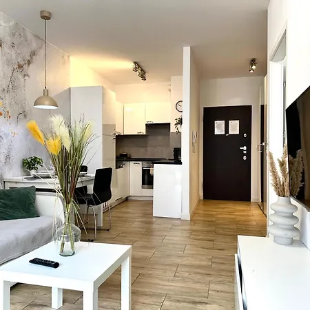 Matejki Apartment ~ Self Check-In 24 ~ Parking-2