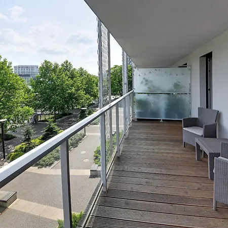 Rentplanet - Apartamenty Atal Tower-3
