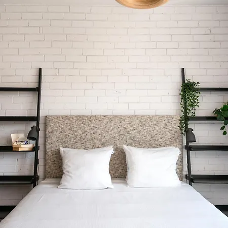 Apartamenty-Wroc Center By The University Bridge-2