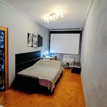 Apartament Venge -Cale Mieszkanie 46M2 Na Wylacznosc - Z Jedna Sypialnia I Jednym Sypialno-Salonem -3 Pietro Bez Windy- Rezerwacja Bez Karty Kredytowej-Klimatyzacja-Kino Domowe-Projektor-100"-Netflix-Bezplatny Parking Publiczny Na Monitorowanym Podwo-2