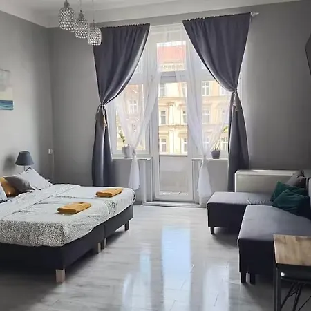 Colourful Rooms Wroclaw-3