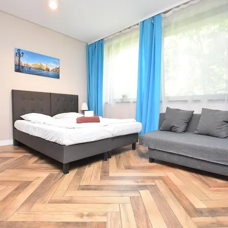 Dukes Apartments - Wita Stwosza-3