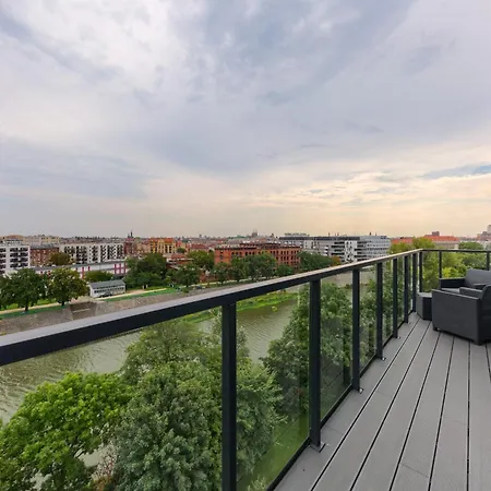 Small Venice Apartments-2