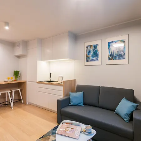 Q17 Apartments Rynek-3