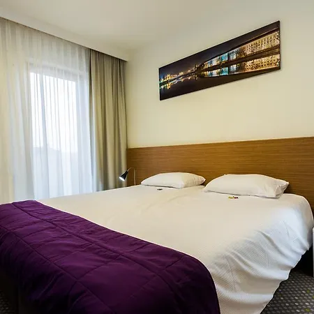 Hubska Apartments-2