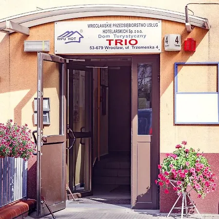 Trio Hostel-3
