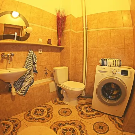 Central Old Town Apartment-3