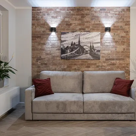 B&W Luxurious Apartment In The Center Of Wroclaw-2