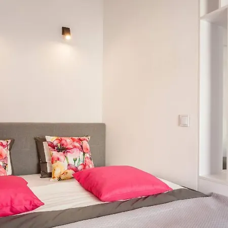 Ovo Apartment Market Square Wroclaw-2
