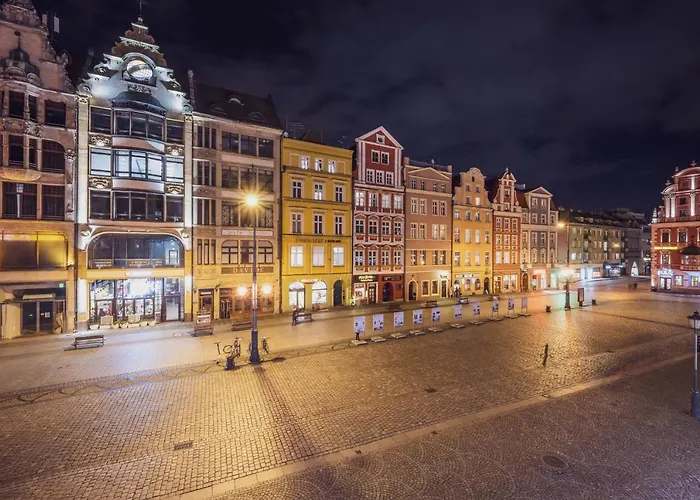 Rr15 - At The Old Market Square-Rynek Up To 8 Pers Wroclaw, Poland