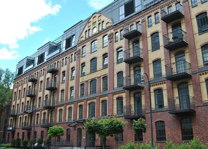 Royal Apartments - Apartamenty Inowroclawska, Польща