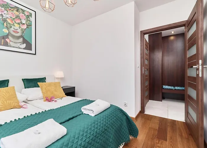 Nowa Teczowa Apartments Promenada Staromiejska By Noclegi Renters Вроцлав, Польща