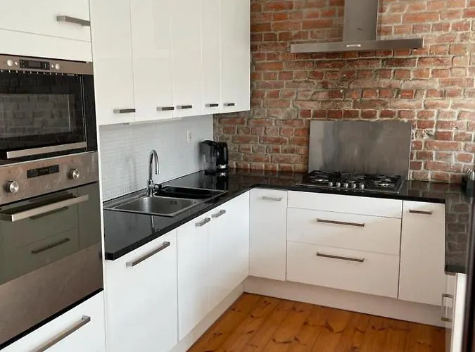 Uroczy apartament 97m2 w samym centrum Wrocławia, Polska