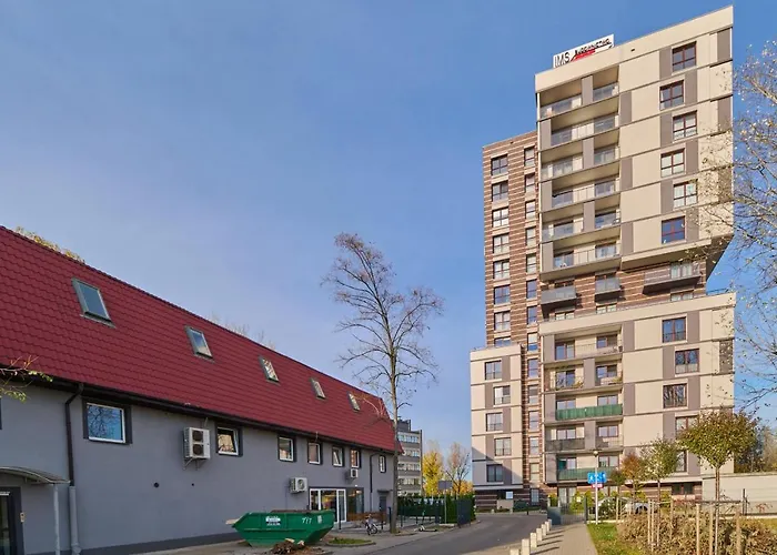 Apartment Wroclaw Krakowska With Balcony And Free Garage By Noclegi Renters