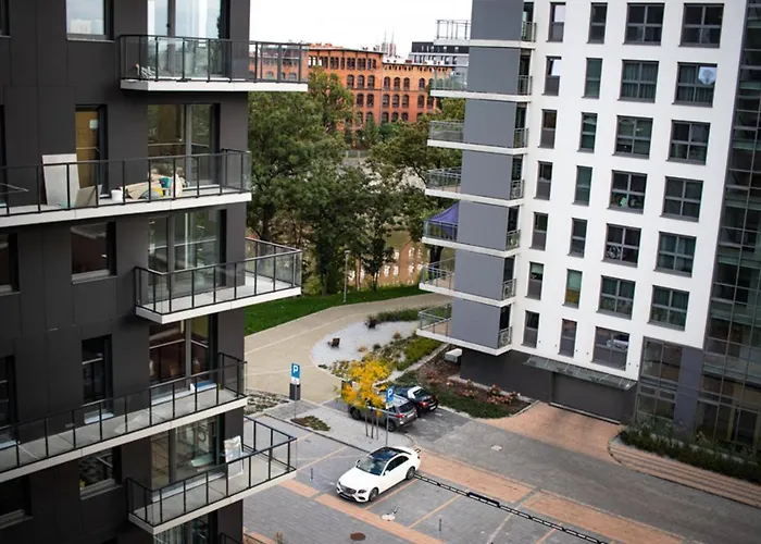 Urban Space Apartament 80 - Free Parking