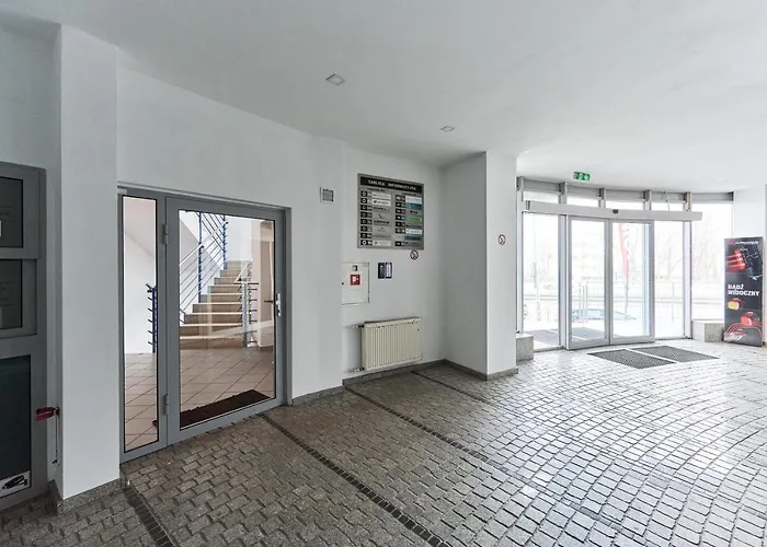 Apartments Wroclaw Legnicka By Noclegi Renters, Польща