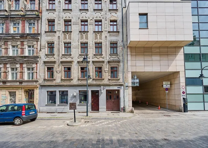 Heart of Wroclaw Uniwersytecka by Renters